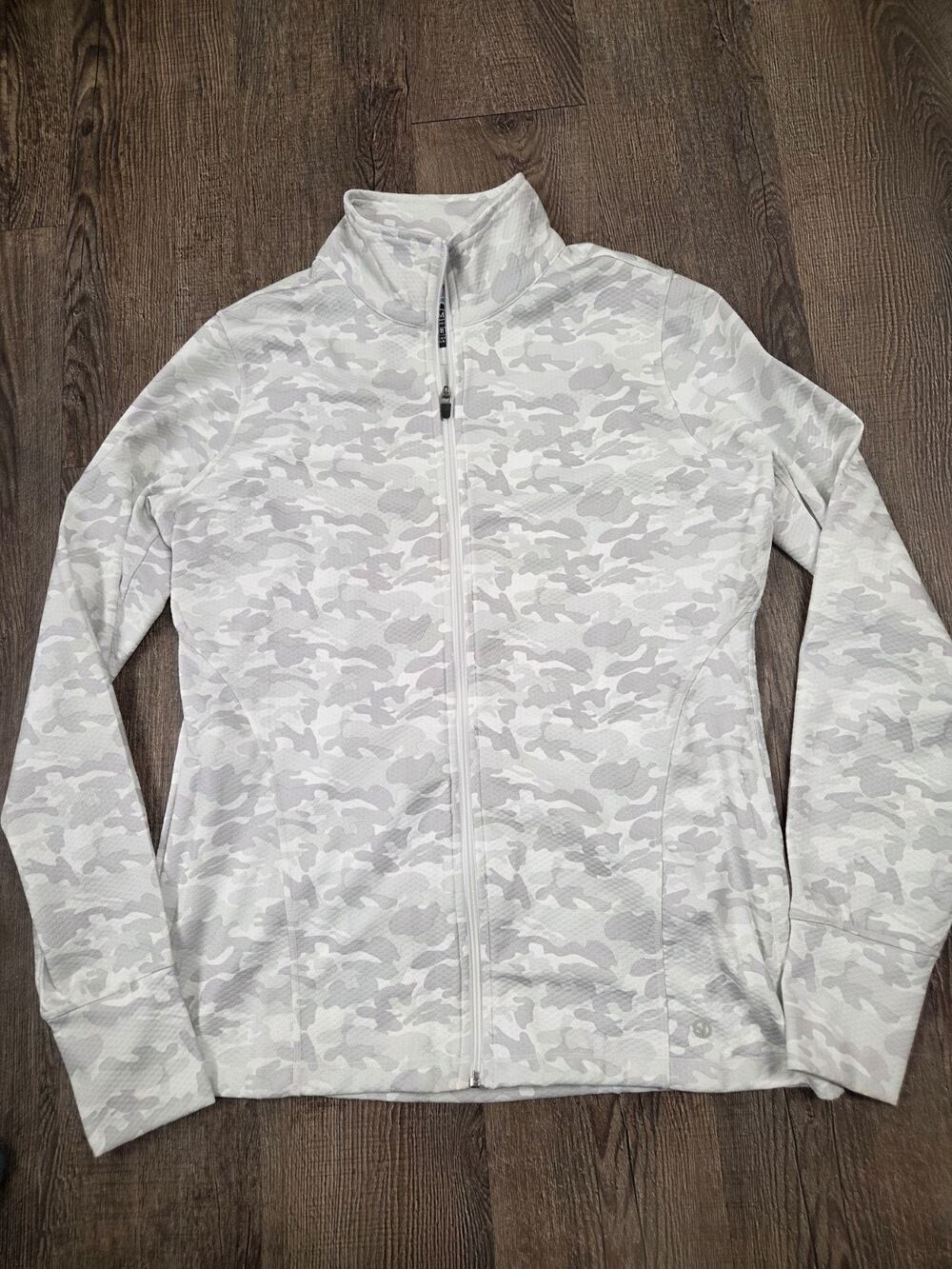 Straight Down Women's Alberta Jacket Camo White Gray Full Zip Size Medium
